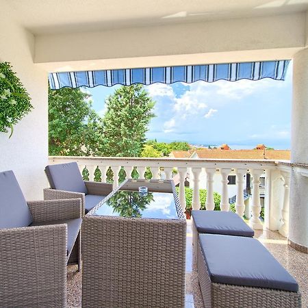 Apartment Jadran Malinska Dış mekan fotoğraf